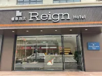 Reign  Hotel