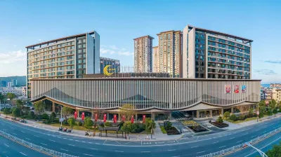 TINGZHOU CROWN INTERNATIONAL HOTEL فنادق في تشانغ تينغ