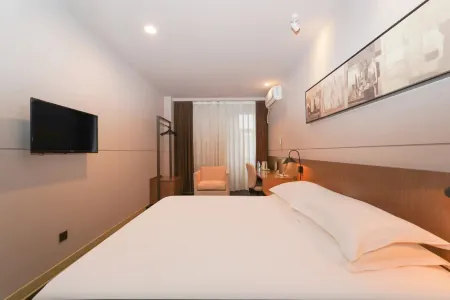 Jinjiang Inn Select (Shanghai Chuansha Metro Station Tourism Resort)