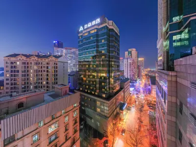 Atour Hotel Zhongshan Plaza Dalian Hotels near ASH