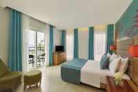 Movenpick Resort & Spa Boracay Hotels near White Beach