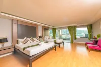 Casa Del M Phuket - Newly Renovated Hotel in zona Phuket Water Ski Cable Way