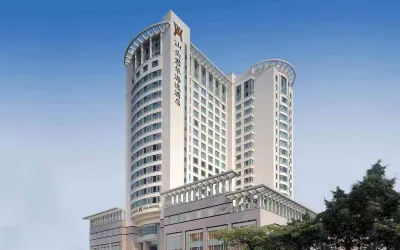 Shantou Junhua Haiyi Hotel Hotels near Shantounan Railway Station