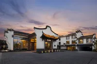 Wanda Meihua Xitang Resort Hotels near Hengli Shopping Plaza