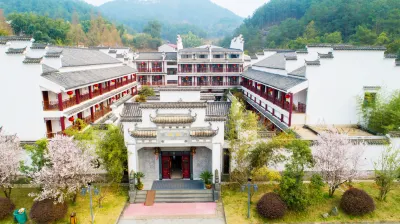 Yingshan Xiufeng Villa Hotel berhampiran Zhaoguan