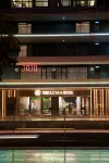 The Luma Hotel, a Member of Design Hotels North Borneo Cruises周辺のホテル