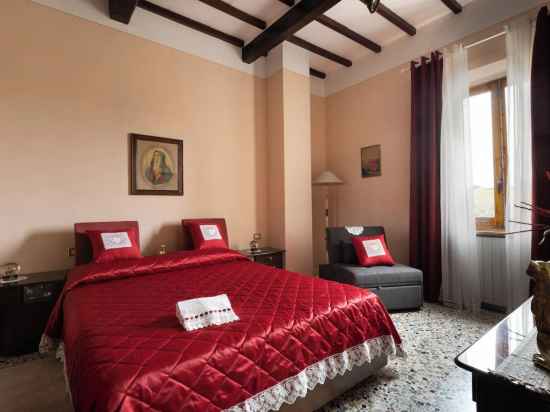 "FRANCA'S VILLA" IN GAMBASSI TERME Rooms