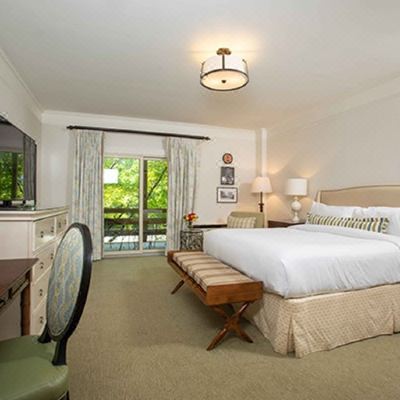 Premium Deluxe Guest Room, Guest Room, 1 King Boar's Head Resort Promo Code