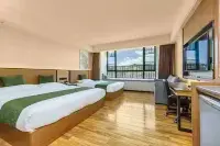 GreenTree Inn Kumming East Bus Terminal Flower City Hotel Hotels near Fun Xingqiu Qinzi Mengchong Wan Chuang Amusement Park