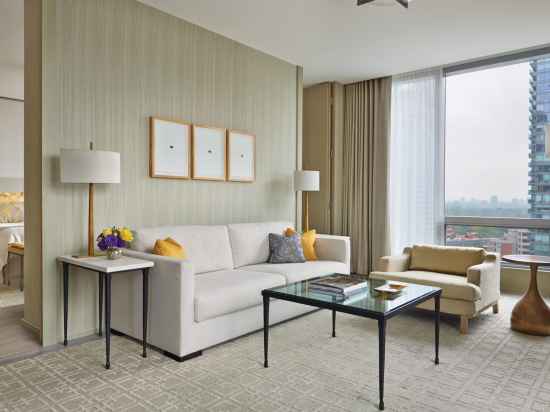 Four Seasons Hotel Toronto at Yorkville Rooms