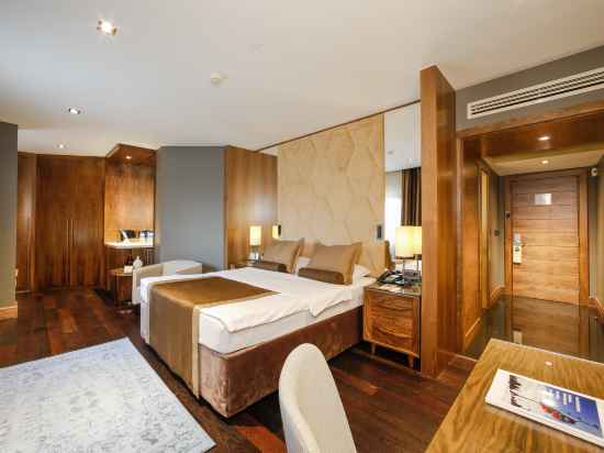 Almira Hotel Thermal Spa & Convention Center Rooms