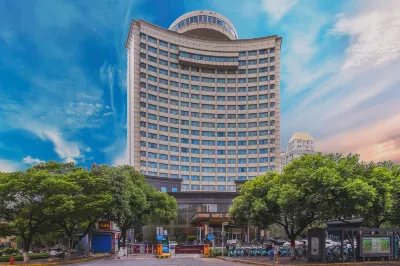 Oriscene Garden Hotel (Bayi square Tengwang Pavilion ） Hotel dekat Nanchang Long-distance Bus Terminal