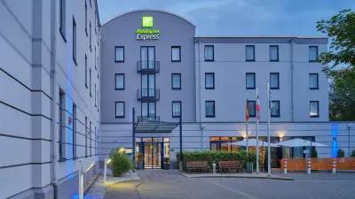 Holiday Inn Express Dortmund Hotels near Casino Hohensyburg