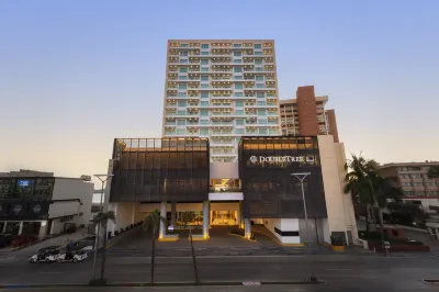 DoubleTree by Hilton Mazatlan Hoteles cerca de Plazuela de la Noria