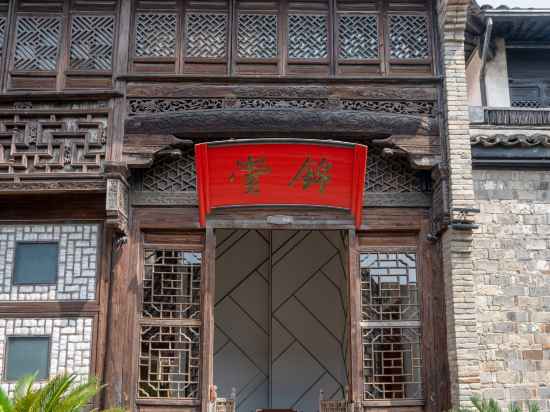 Splendid Clubhouse Hotel Exterior