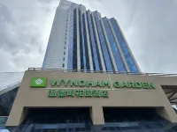 WYNDHAM GARDEN HAIKOU MEILAN Hotels near Meilan Railway Station