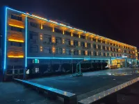 Baiyulan Hotel (Anxi Tea City Store) Hotels near Jinling Super Store