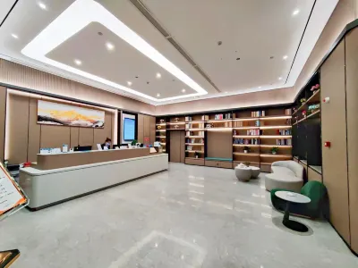 Longyi Business Hotel