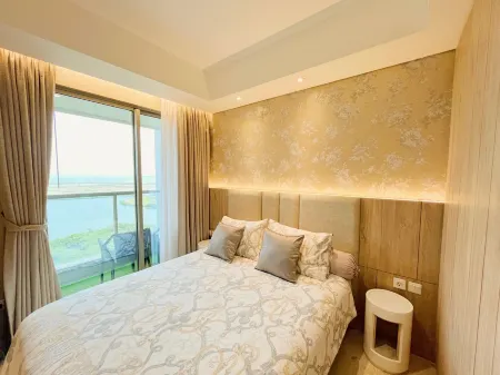 Gold Coast Pik Premium Seaview Apartment