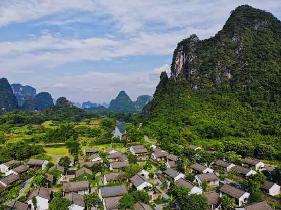 Kayumanis Yangshuo private villa & spa Hotel Exterior