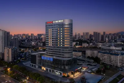 Hampton by Hilton Jiujiang Changhong Revenue Hotel berhampiran Jiujiang Chengxi Harbor Container Wharf