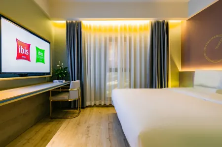 Ibis Styles Hotel (Xi'an Bell and Drum Tower Huimin Street)