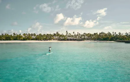 Patina Maldives, Fari Islands