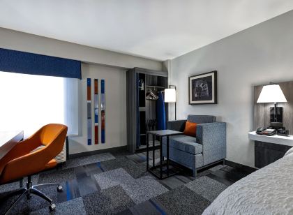 Hampton Inn San Antonio-Downtown (River Walk Area)