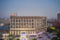 YaJi Hotel โรงแรมใกล้Qingshanquan Passenger Transport Terminal