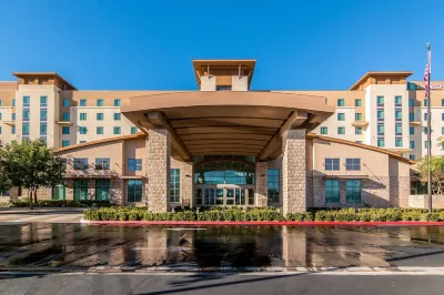 Embassy Suites by Hilton Palmdale Hotels near Lancaster Commerce Center