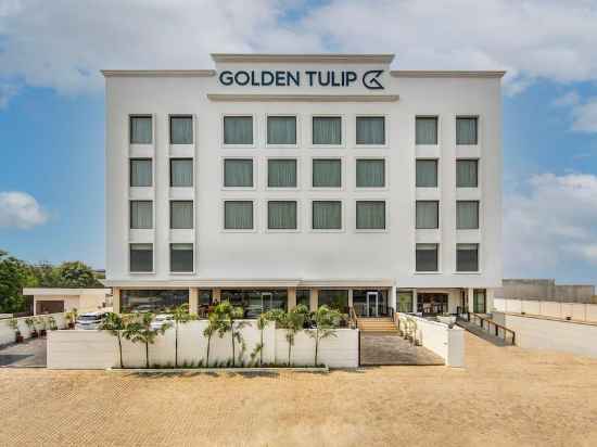 Golden Tulip Jalandhar Hotel Exterior