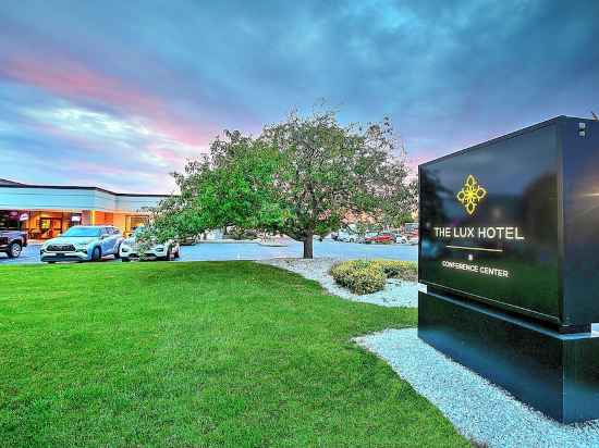 The Lux Hotel & Conference Center, Ascend Hotel Collection Hotel Exterior