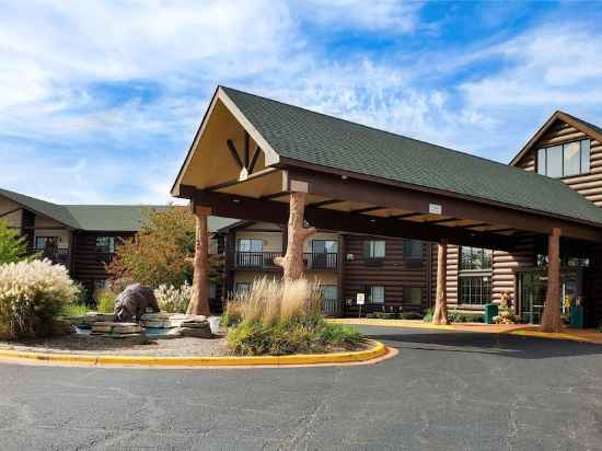 Grand Bear Resort at Starved Rock Hotel Exterior