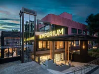 The Emporium Hotel Plovdiv - MGallery Collection Hotel berhampiran Agora