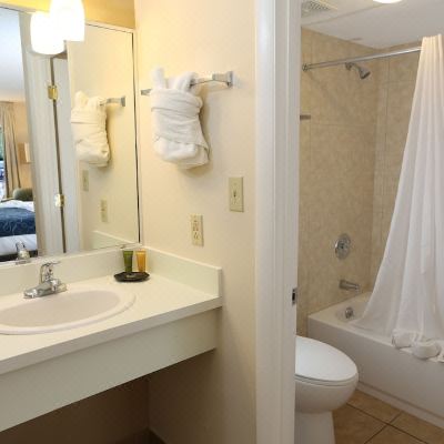 Deluxe Room-2 Queen Beds Seasons Florida Resort Promo Code