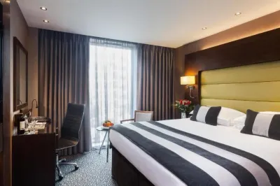 Park Grand Heathrow Hotels near Heathrow Airport