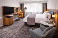 Crowne Plaza Manchester Airport Hotels near St Ann’s Passage