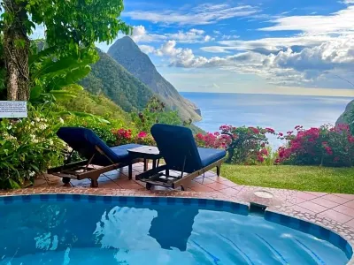 Ladera Resort Hotels near Pitons