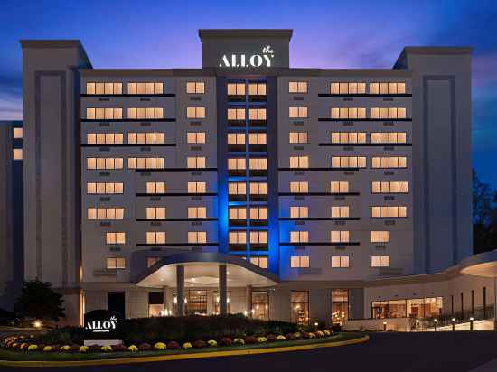 The Alloy King of Prussia - a DoubleTree by Hilton Hotel Exterior