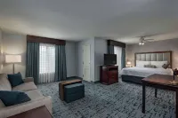 Homewood Suites by Hilton Fort Collins Hotels in der Nähe von Veterans Plaza of Northern Colorado