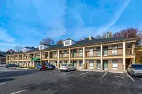 Quality Inn Conyers I-20 Hotels near Rite Aid