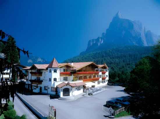 Sensoria Dolomites Hotel Exterior