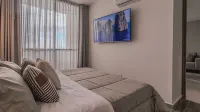 Apartasuites Cerritos Mall