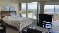 Buena Vista by the Sea Hotels in Nanaimo G