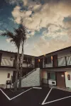 Blufftop Inn & Suites - Wharf/Restaurant District