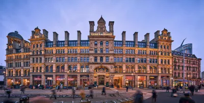 Roomzzz Manchester Victoria Hotels near Chorlton Methodist Church