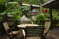 Fig Tree Hill Resort Hotels near Lam Huat Chicken Rice