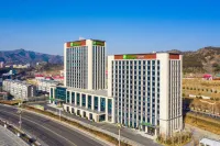 Holiday Inn Express Chengde Park View