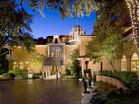 Rosewood Mansion on Turtle Creek Hotel Exterior