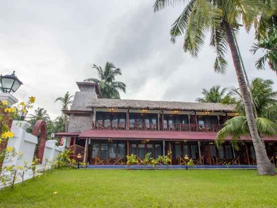 Symphony Summer Sands Beach Resort and Spa Hotel Exterior